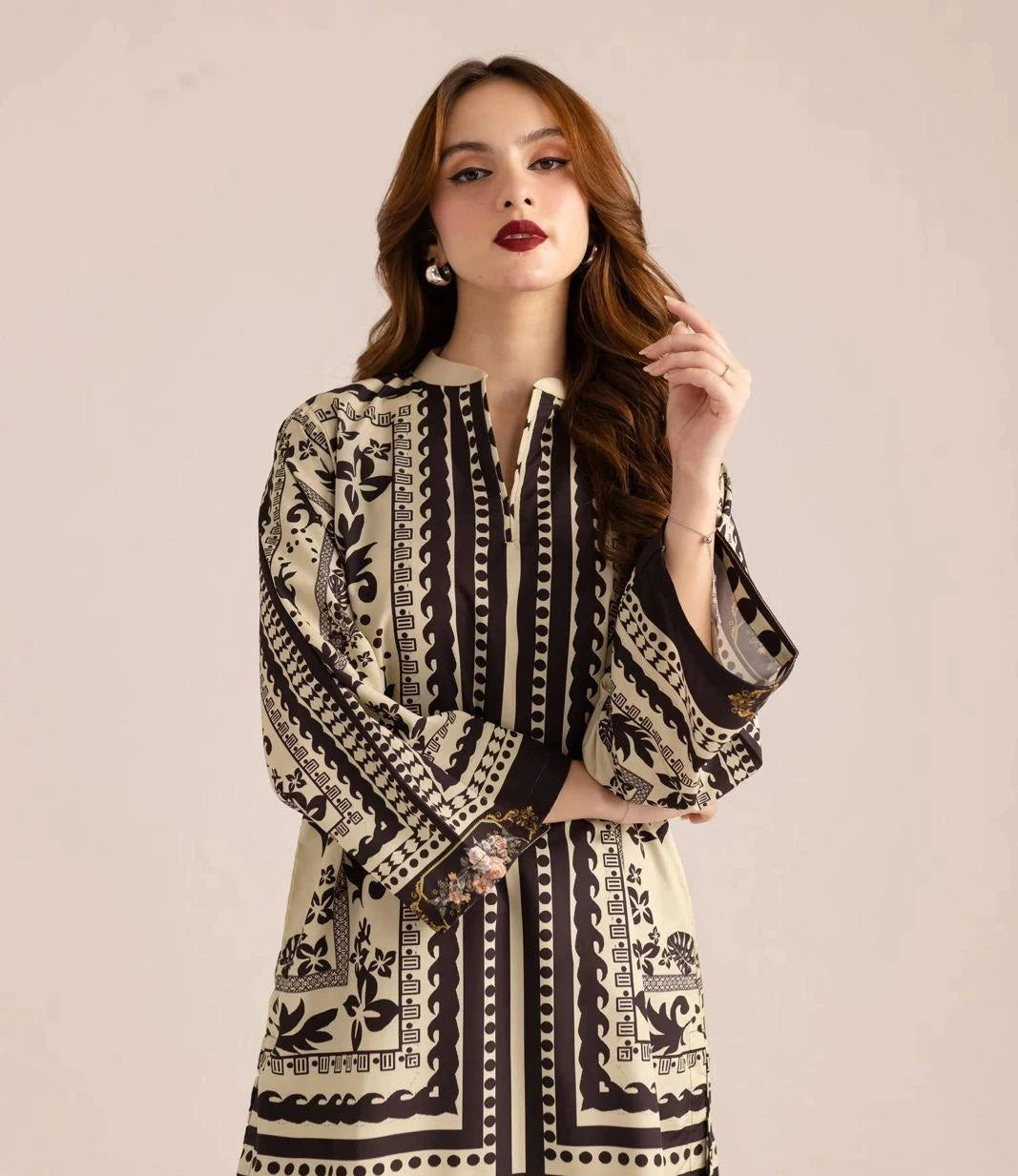 Premium Women’s 2 Pcs Swiss Lawn Outfit – Printed Shirt & Trouser